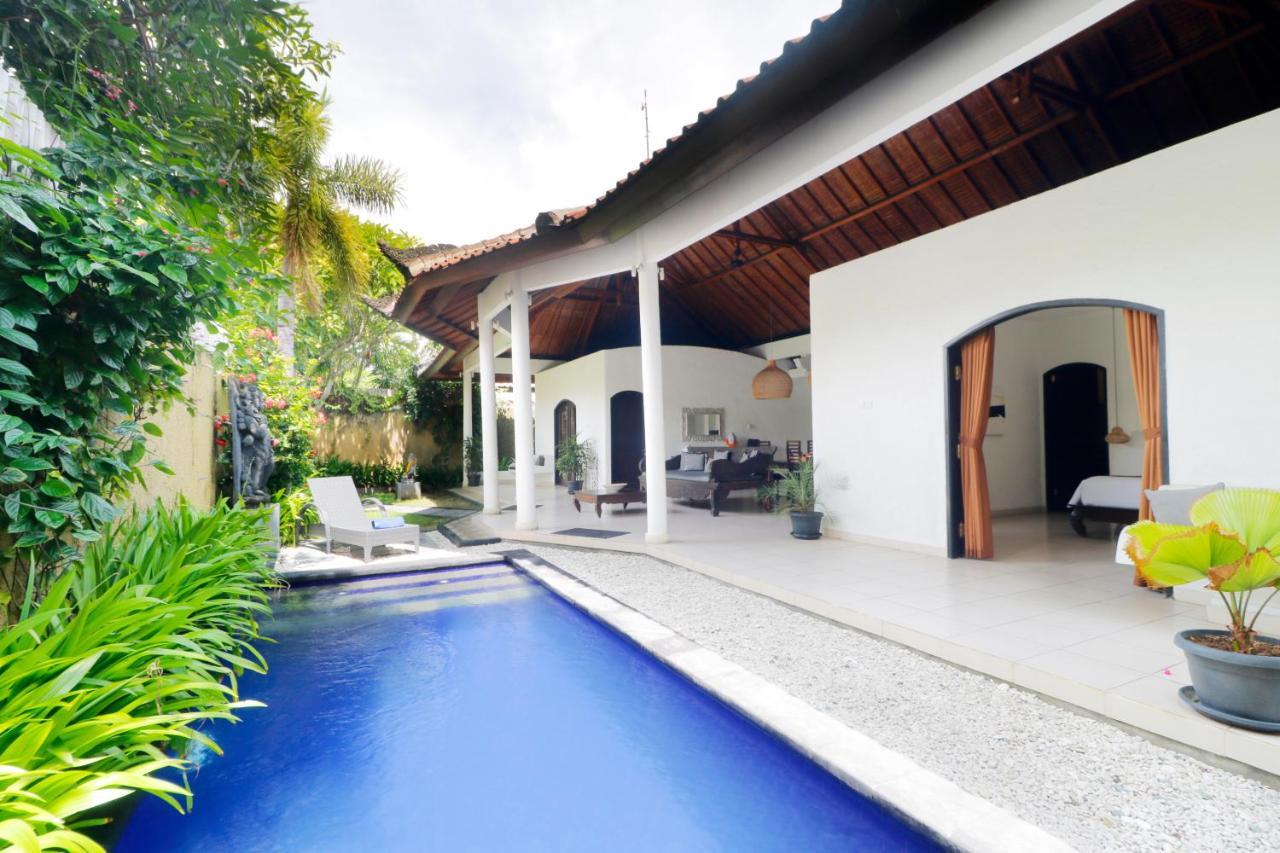 Singgah Villas Seminyak Екстер'єр фото