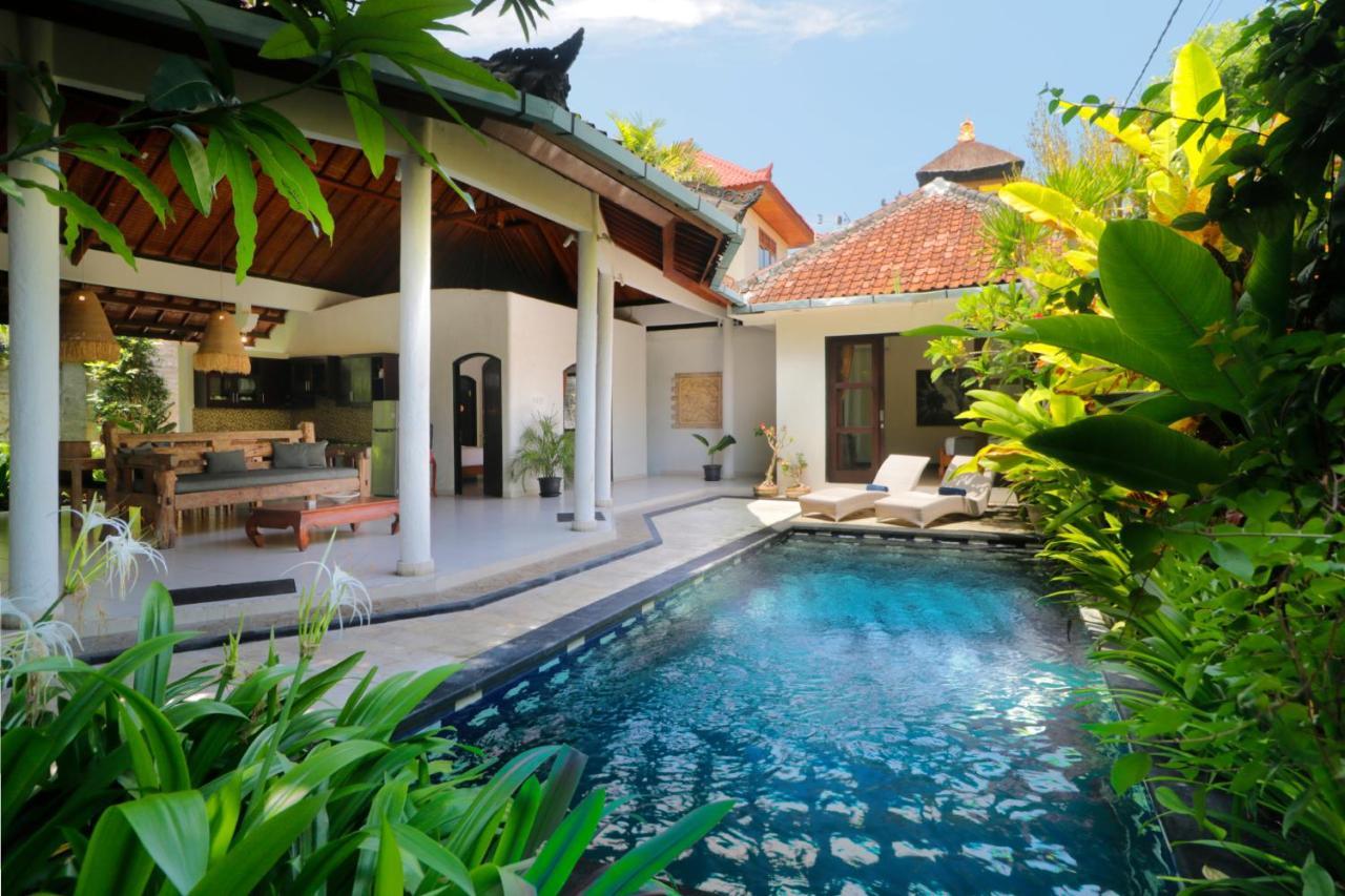 Singgah Villas Seminyak Екстер'єр фото