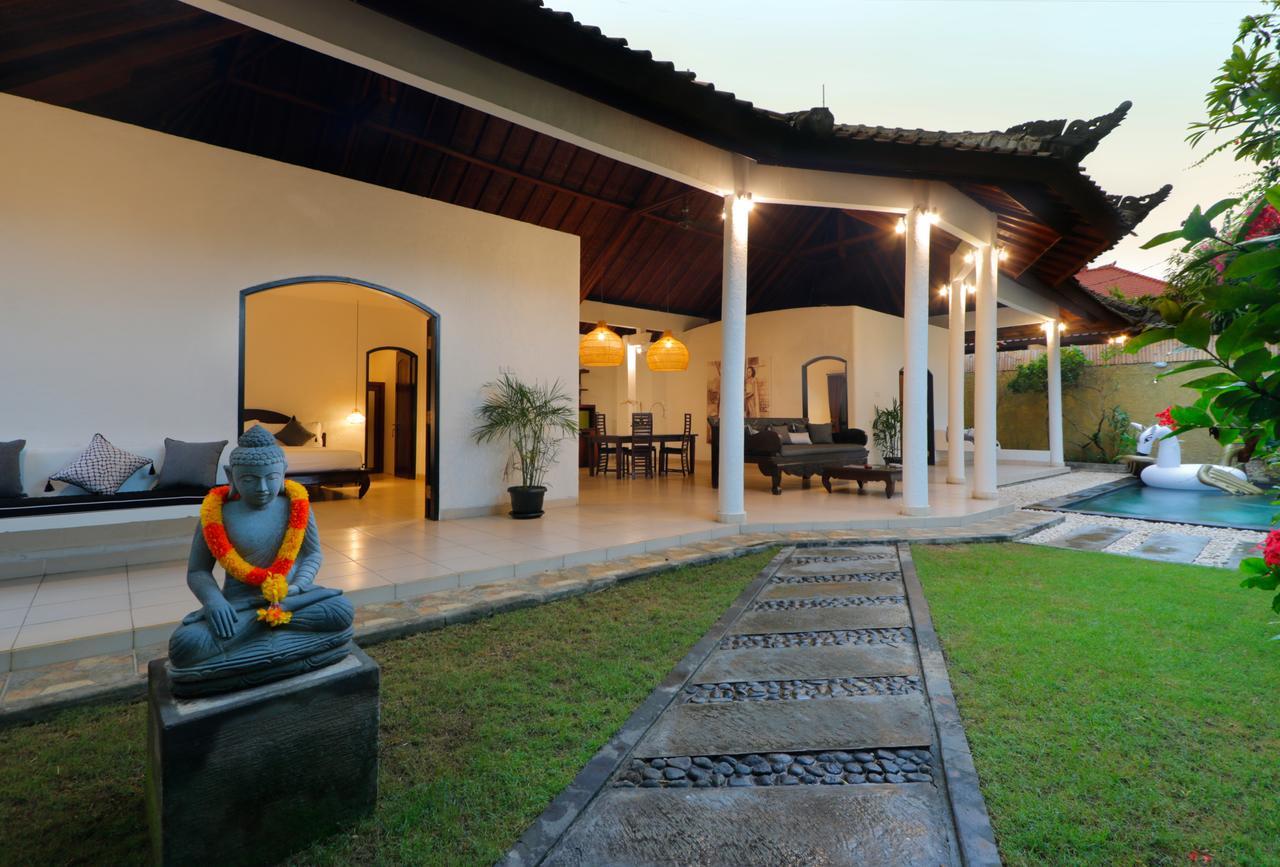 Singgah Villas Seminyak Екстер'єр фото